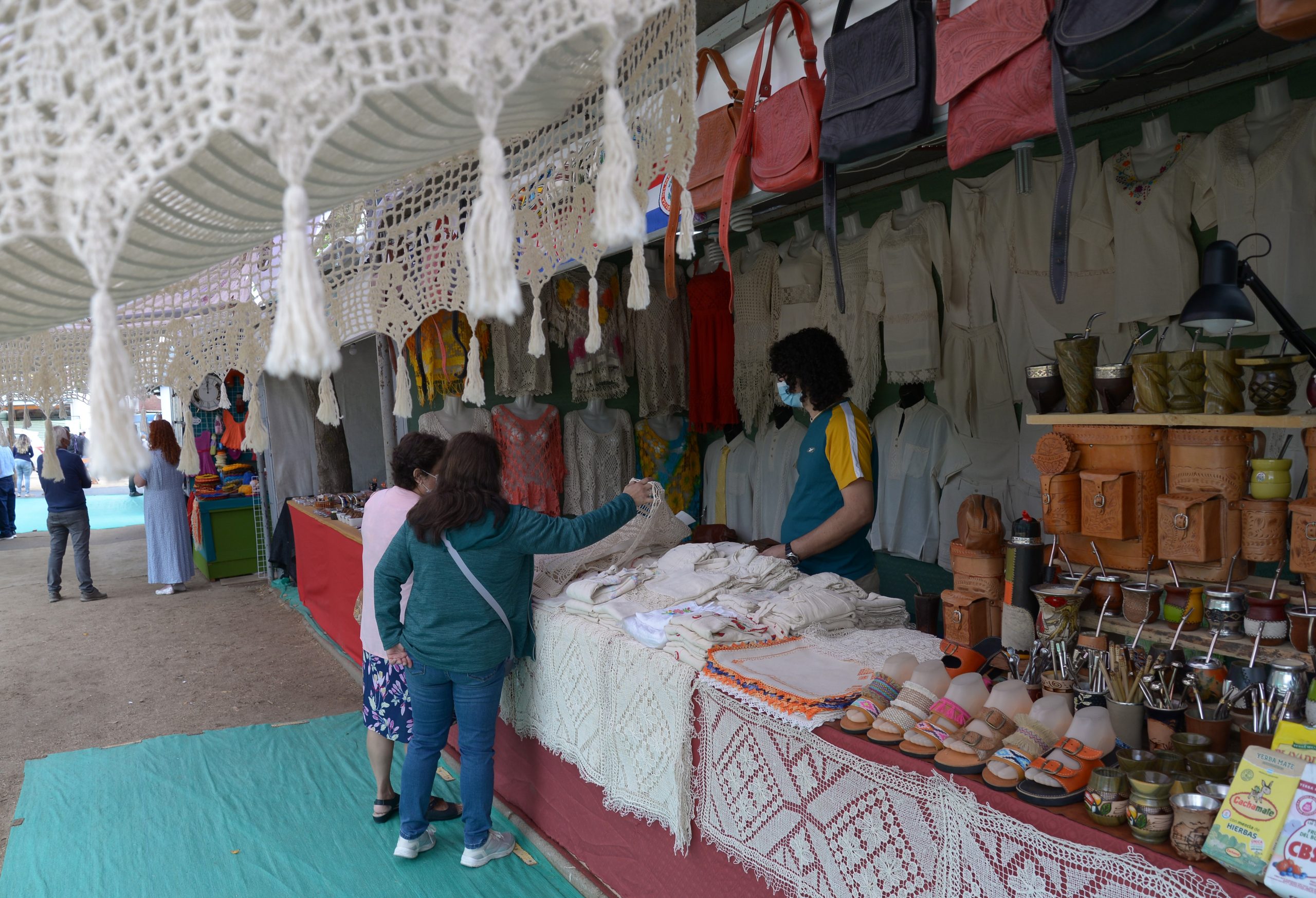 Tradicional evento veraniego: tras un año de suspensión se inauguró la 62ª versión de la Feria Internacional de Artesanía de Viña del Mar