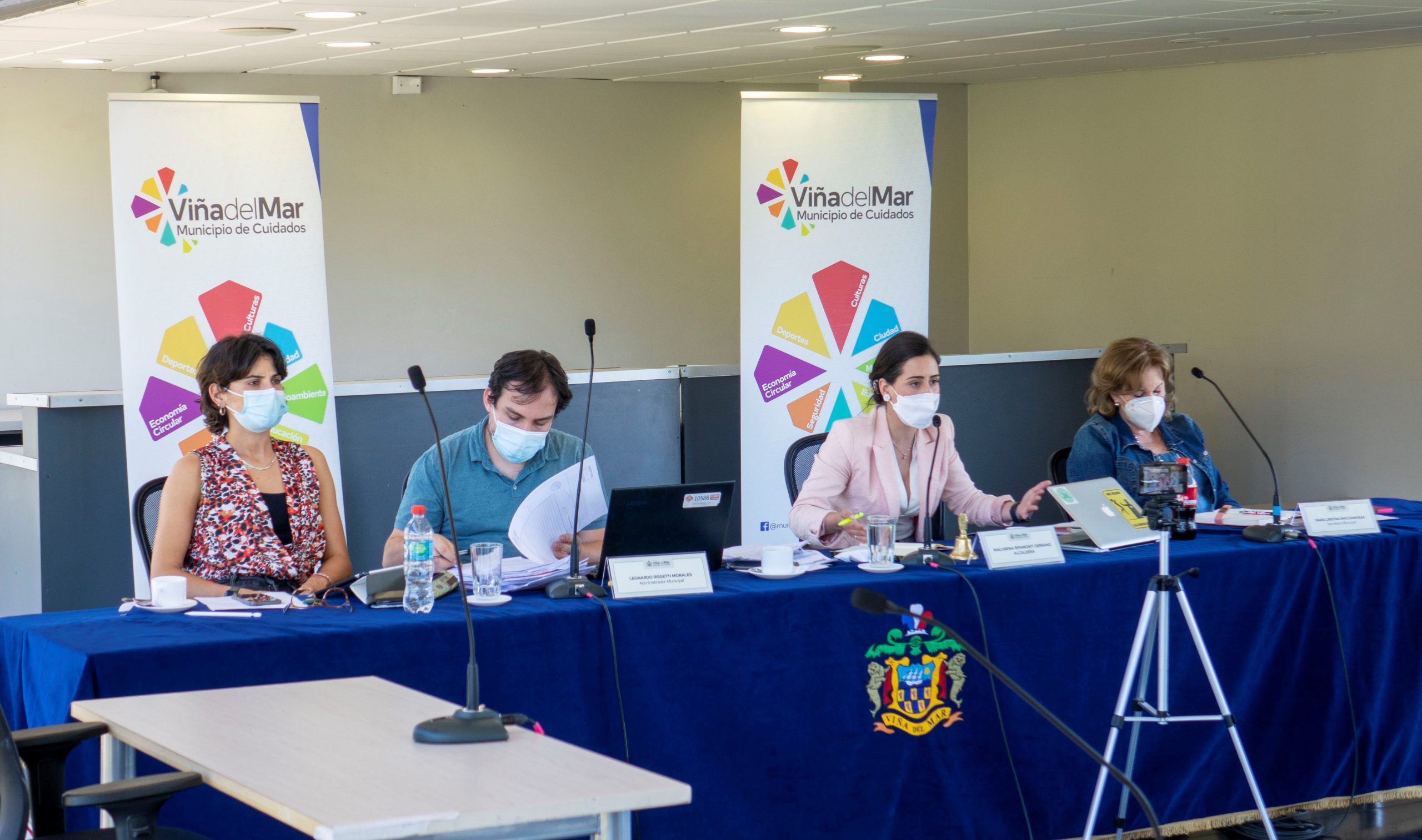 Alcaldesa Ripamonti concreta acuerdo con el Concejo para paliar deuda de Corporación Municipal