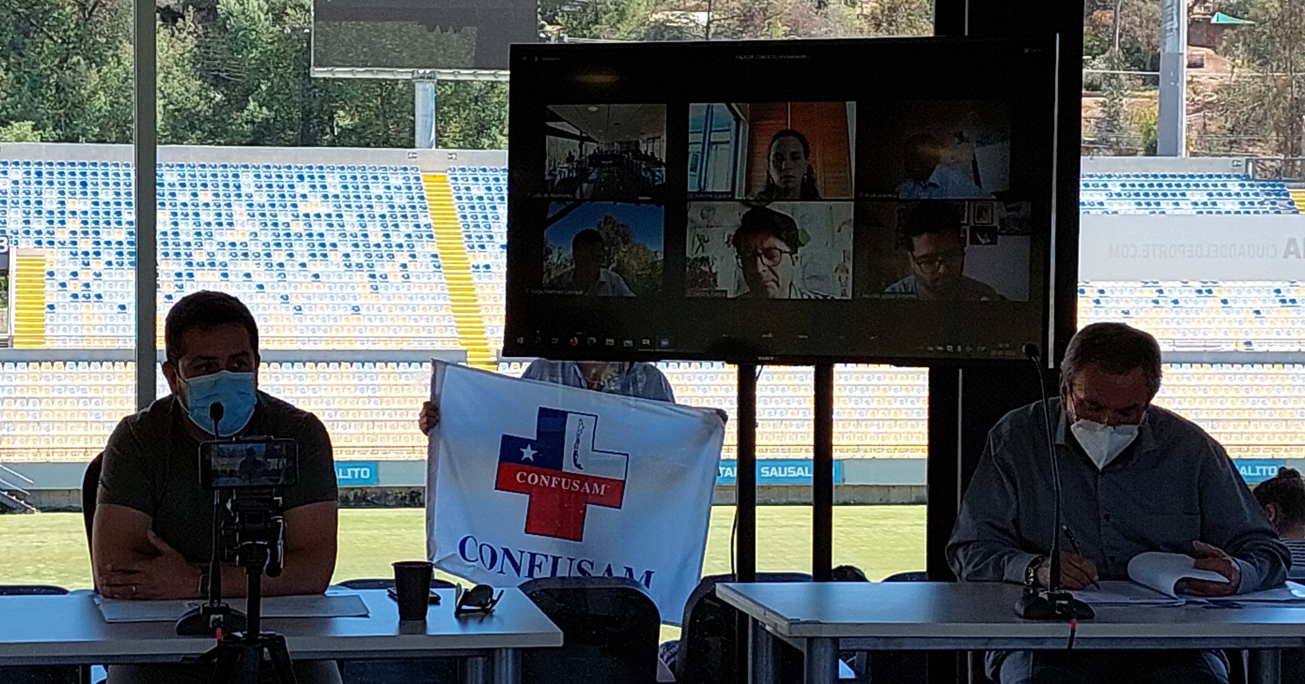 Imagen de la noticia Alcaldesa Ripamonti concreta acuerdo con el Concejo para paliar deuda de Corporación Municipal