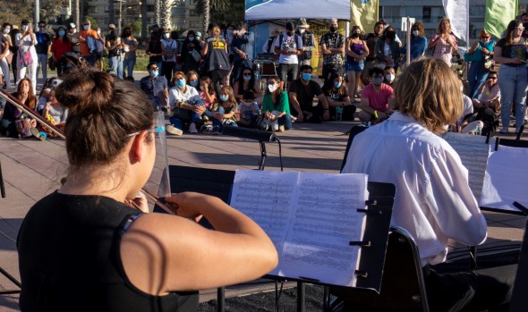 Imagen de la noticia Conciertos itinerantes de verano recorren con gran éxito los barrios de Viña del Mar