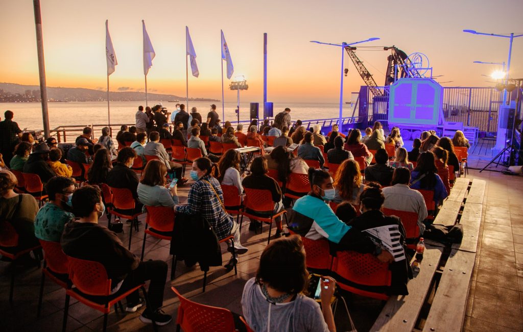 Imagen principal: Aplaudido debut de Teatro a Mil en Muelle Vergara de Viña del Mar