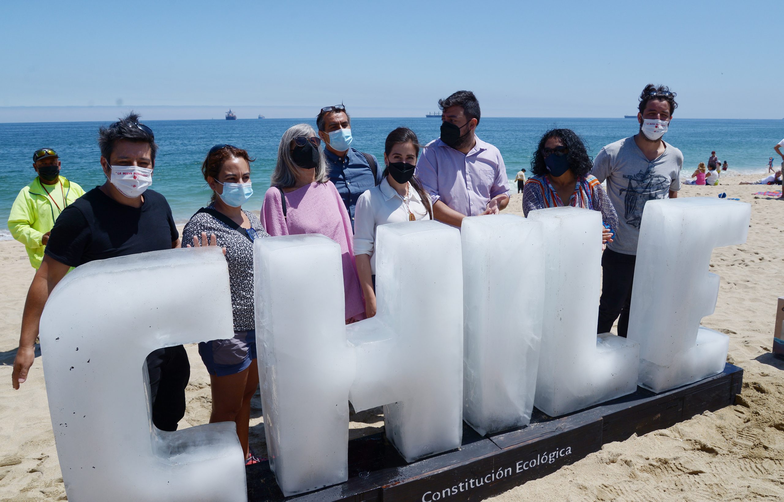 “Chile se derrite”, intervención artística de toma conciencia sobre el cambio climático