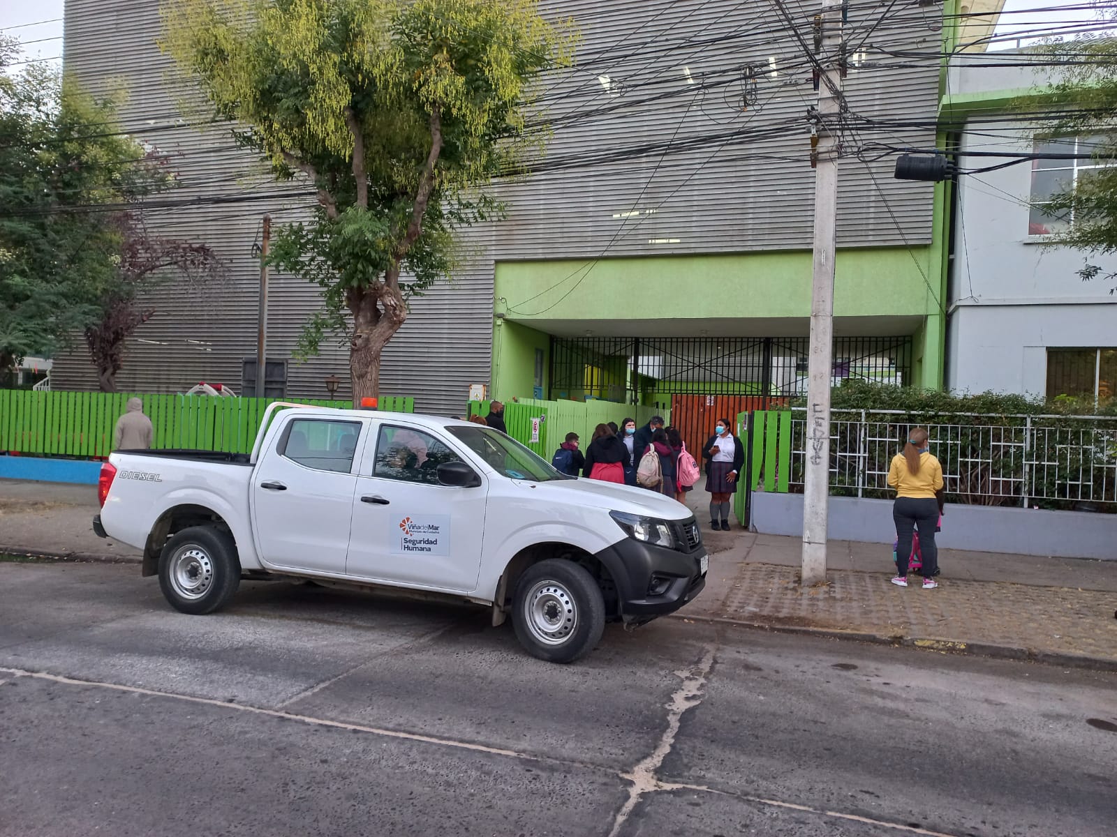 Buena recepción de la comunidad han tenido patrullajes de Seguridad Municipal tras denuncias de acoso por parte de estudiantes en Viña