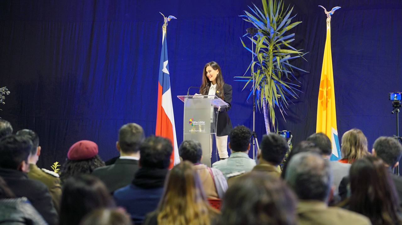 Alcaldesa Macarena Ripamonti rindió su primera cuenta pública de la gestión comunal de Viña del Mar en Forestal