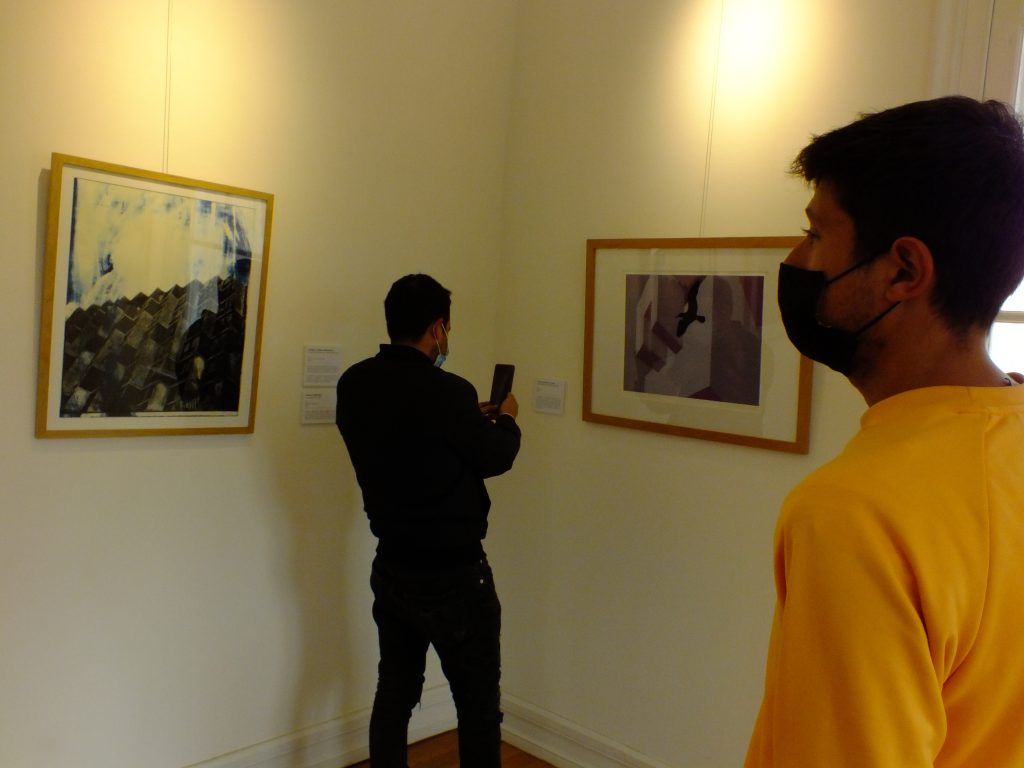 Imagen principal: Viña del Mar invita a ver y re-conocer su arquitectura a través de la mirada de grabadores y grabadoras de la zona en el Palacio Vergara