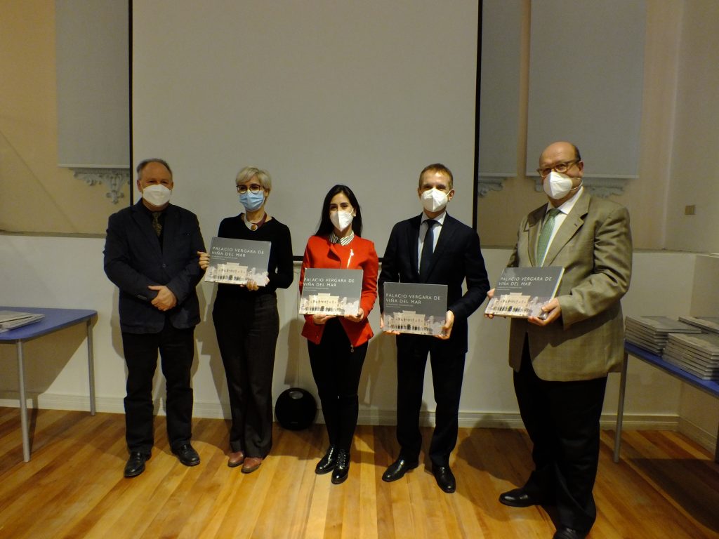 Imagen principal: Libro sobre la restauración del Palacio Vergara y arquitectos italianos en Chile está disponible para consulta en el Museo