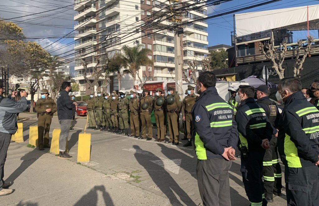 Imagen principal: Municipio y Carabineros realizaron operativo en barrio poniente de Viña del Mar