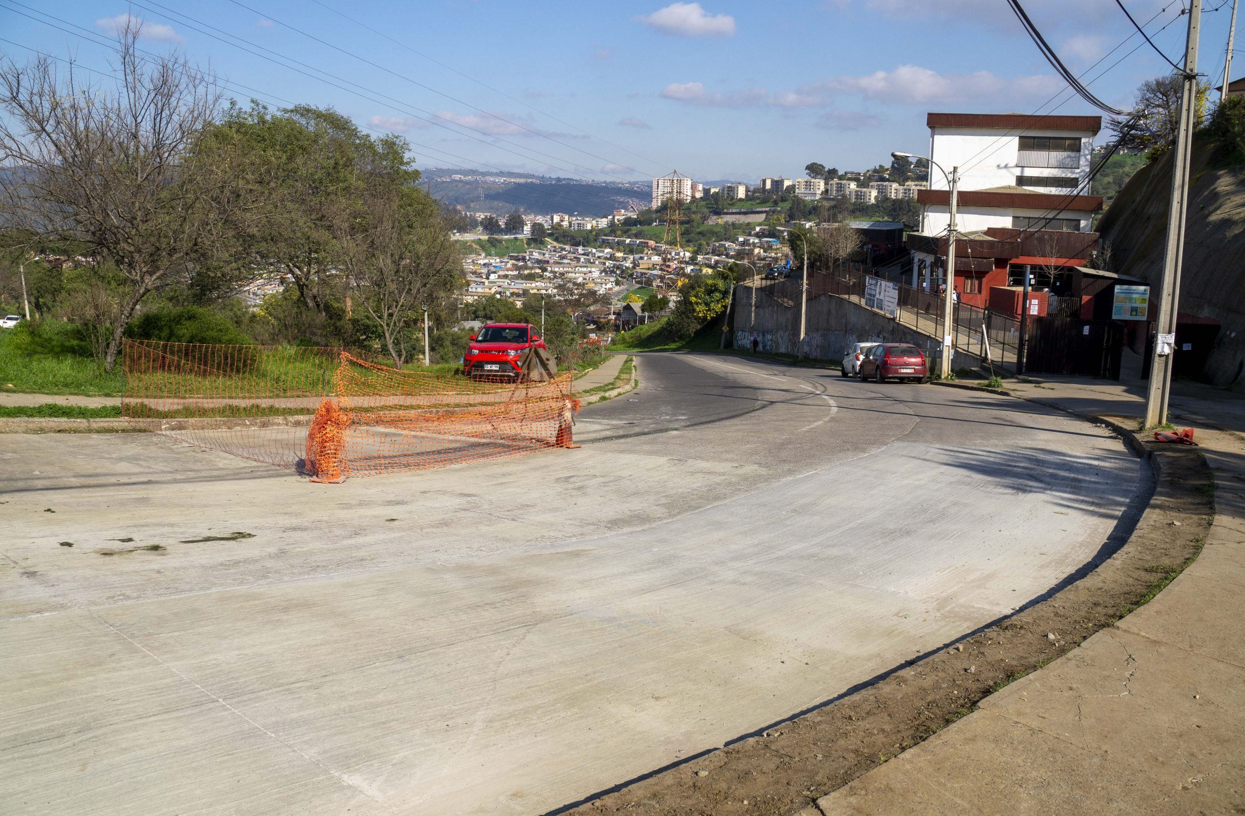 Municipio de Viña del Mar mejora emblemática calle en El Olivar tras años sin intervención