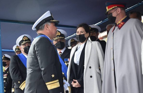 Alcaldesa Ripamonti tras desfile por 18 de septiembre: “Es el momento perfecto para honrar con respeto (…) seguir adelante y darle, con mucha responsabilidad, un mejor porvenir a nuestro país”