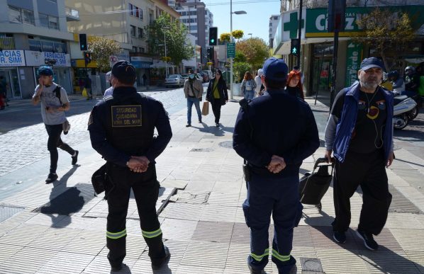 Municipio de Viña del Mar moderniza ordenanza de comercio en la vía pública y es una de las primeras ciudades del país con nuevas normas