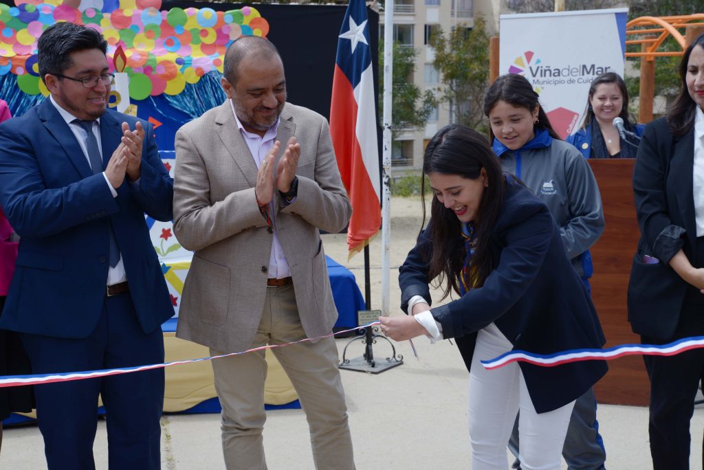 Imagen principal: Municipio viñamarino avanza en mejoramiento de planteles educacionales e inaugura obras de Escuela Gastón Ossa en Villa Hermosa