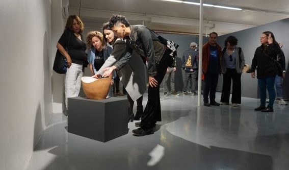 Exposición presenta el amor por los objetos olvidados en Museo Palacio Rioja