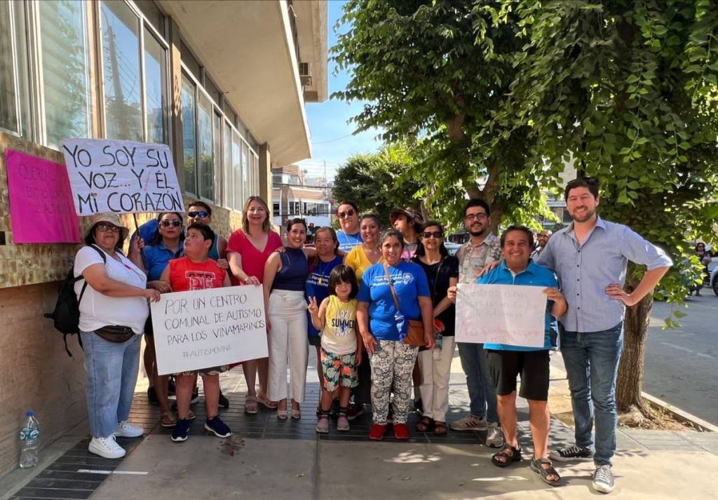 Imagen principal: Presupuesto 2023 incluye programa de atención para personas con Trastornos Espectro Autista (TEA)