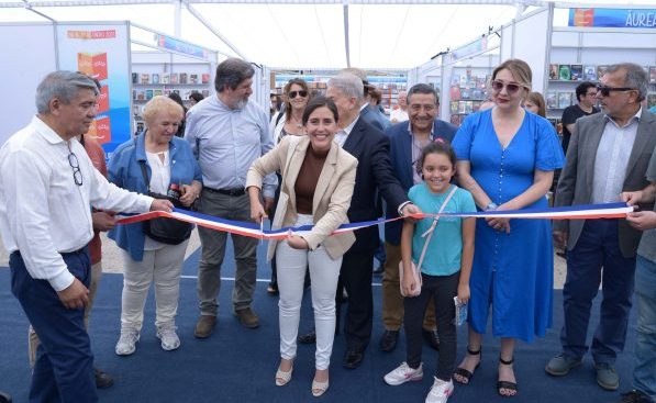 Alcaldesa Macarena Ripamonti inauguró 41ª Feria del libro de Viña del Mar que trae más de 100 actividades   