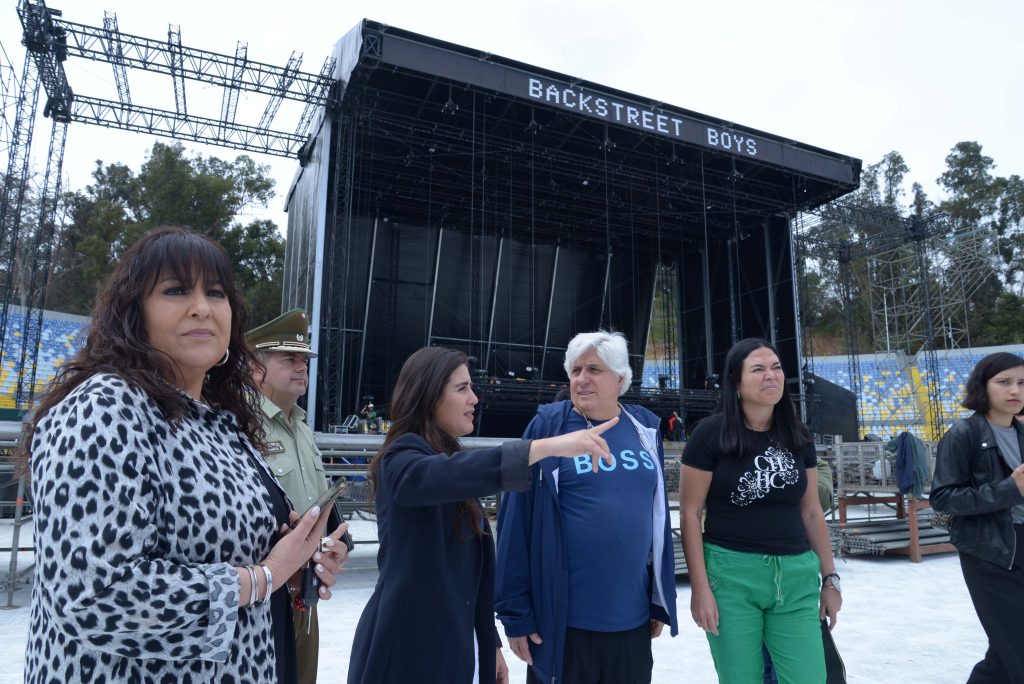 Imagen principal: Municipio de Viña del Mar, DG Medios y gremios turísticos destacan aporte al turismo  de show de Backstreet Boys en el estadio Sausalito   