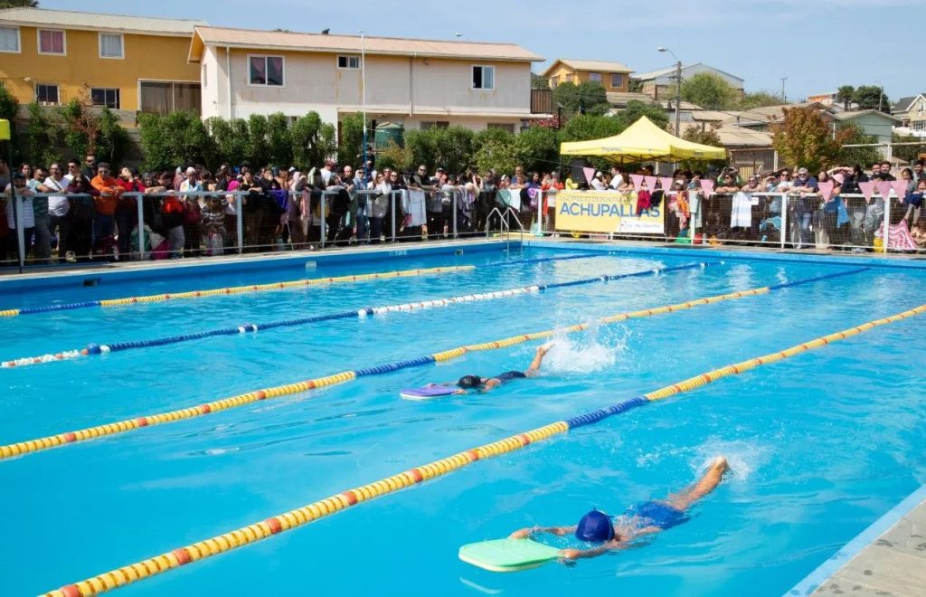 Imagen principal: Más de 28 mil personas participaron en el programa de actividades acuáticas del municipio de Viña del Mar