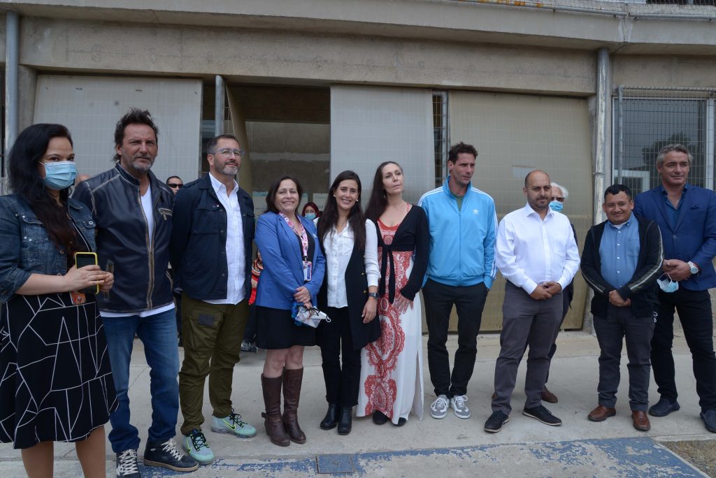 Imagen principal: Alcaldesa Macarena Ripamonti y jurado del festival visitaron Sanatorio  Marítimo con música de Escuela Popular de Artes de Achupallas