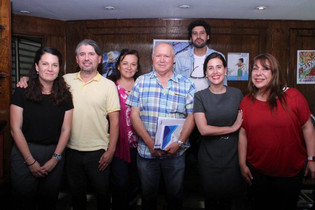 Imagen principal: Alcaldesa Macarena Ripamonti se reunió con dirigentes de Uniones Comunales de Viña del Mar para planificar trabajo junto a nueva directora de DIDECO