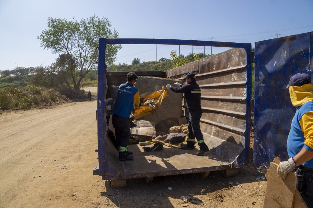 Imagen principal: Municipio de Viña del Mar inició licitación para adquirir vacuolavadoras y nuevas bateas para potenciar limpieza de la ciudad
