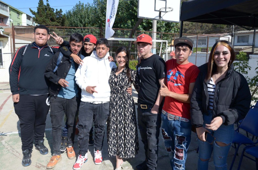 Imagen principal: Corporación Municipal de Viña del Mar abre nuevas sedes para jóvenes y adultos que no han concluido sus estudios secundarios