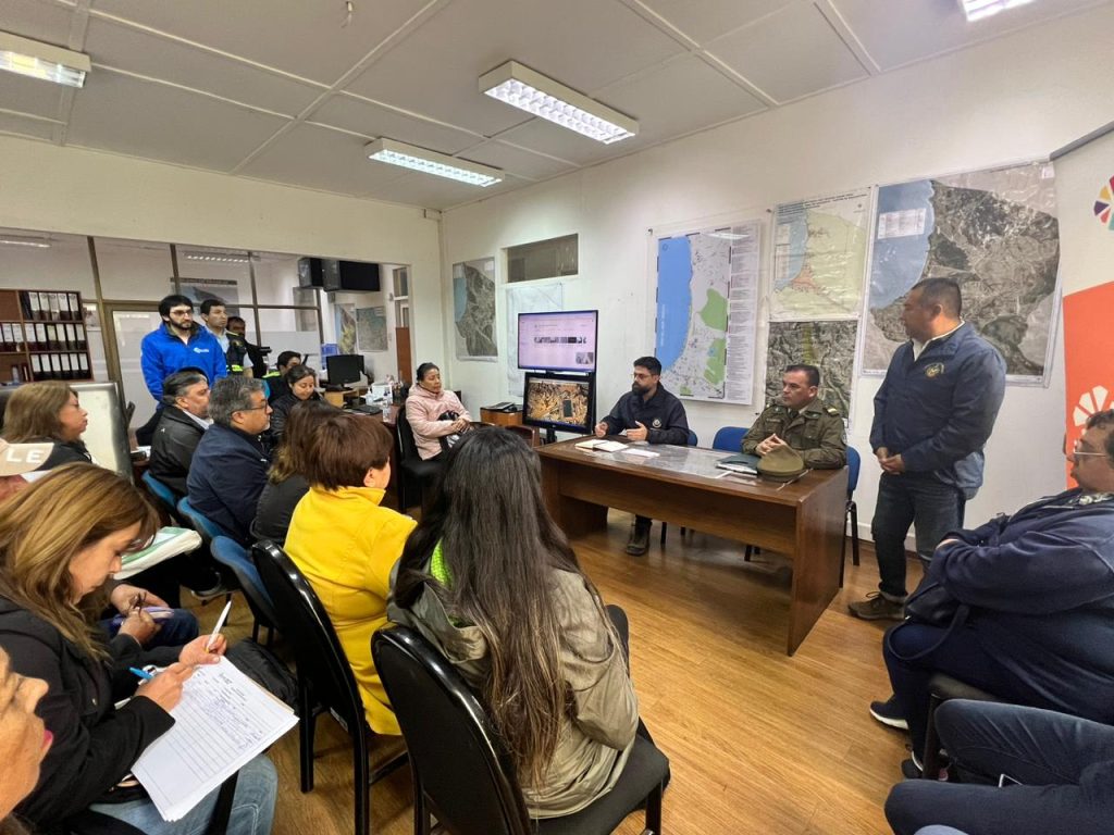 Imagen principal: Seguridad Pública del Municipio de Viña del Mar se reúne con agrupaciones de forestal para abordar situaciones delictivas en el sector