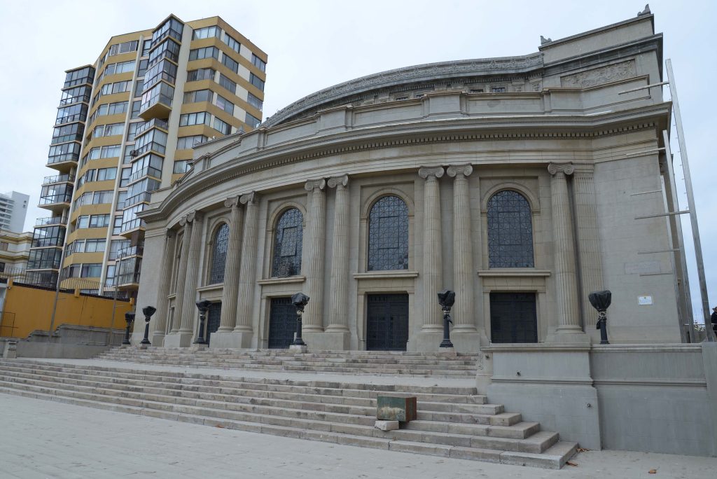Imagen principal: Teatro Municipal de Viña del Mar: aprueban adjudicación de última obra para su reapertura