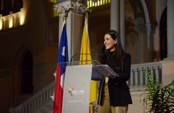 Alcaldesa Macarena Ripamonti detalló gestión municipal 2022 exponiendo la Cuenta Pública a la comunidad