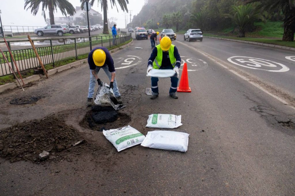 Imagen principal: Municipio de Viña del Mar activa plan de recuperación de la ciudad tras intenso sistema frontal