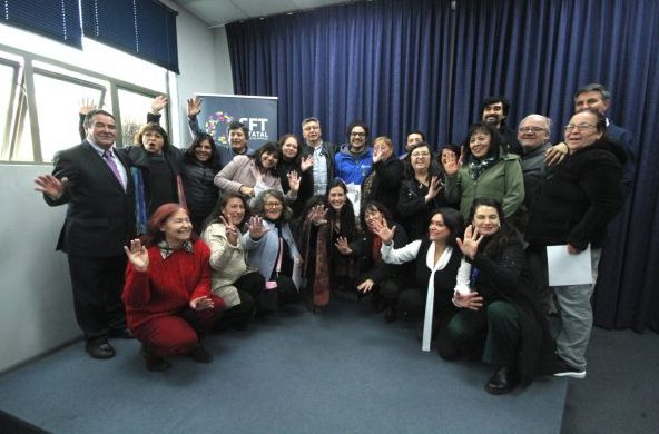 Alcaldesa Macarena Ripamonti entregó certificación a dirigentes que se capacitaron gracias a convenio de municipio viñamarino con CFT estatal