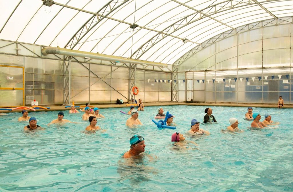 Imagen principal: Municipio de Viña del Mar realiza obras para mejorar piscinas temperadas de los recintos deportivos