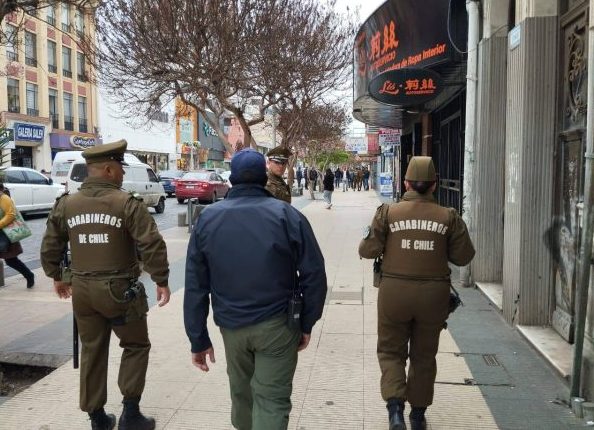 Sobre 90% disminuye comercio ambulante ilegal en calle Valparaíso de Viña del Mar tras implementación de estrategia de copamiento