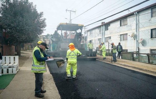 Más de $500 millones invierte municipio de Viña del Mar en pavimentación de calzadas en distintos sectores de la comuna       