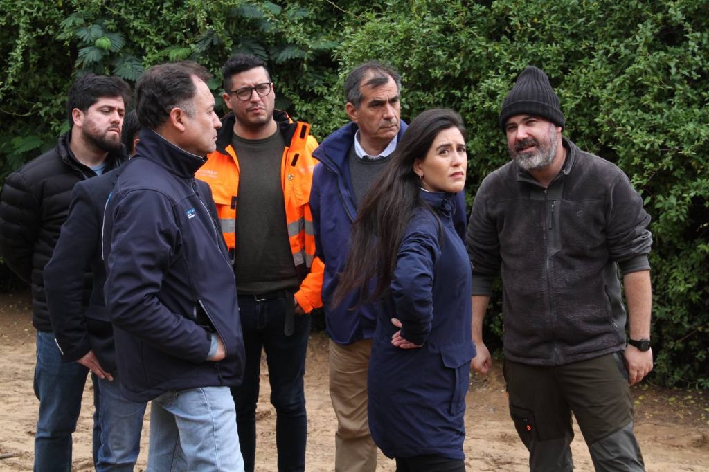 Imagen principal: Municipio de Viña del Mar se prepara y desplegará equipos de emergencia ante nuevo sistema frontal