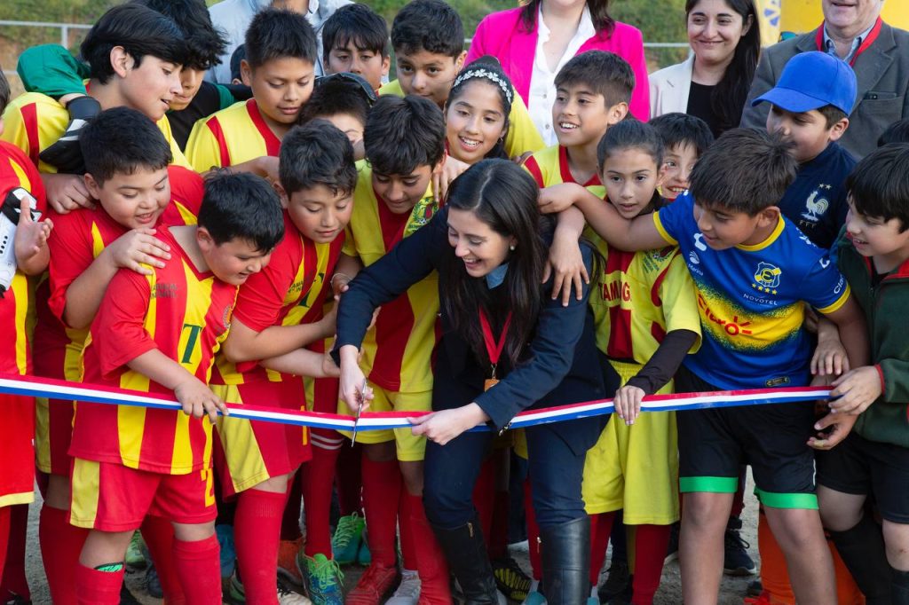 Imagen de la noticia: Reapertura Cancha El Olivar