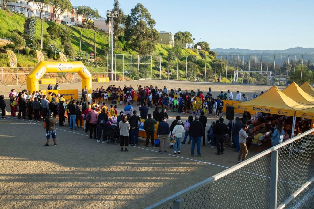 Imagen principal: Cancha El Olivar ya es una realidad: municipio inauguró obras esperadas por más de 8 años por la comunidad