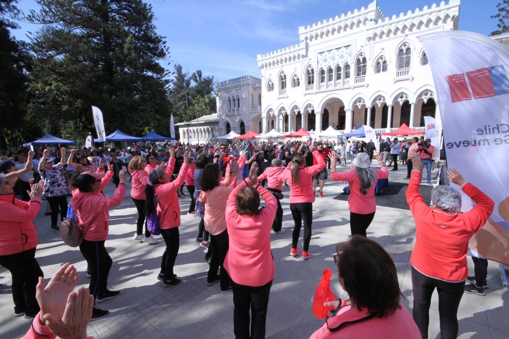 Imagen principal: Municipio de Viña del Mar firmó convenio con IND para beneficiar a personas mayores