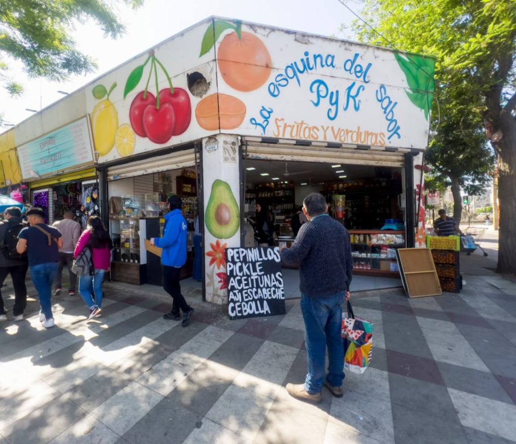 Imagen principal: Municipio de Viña del Mar trabaja en Plan de Fortalecimiento del Comercio del Barrio Fundacional
