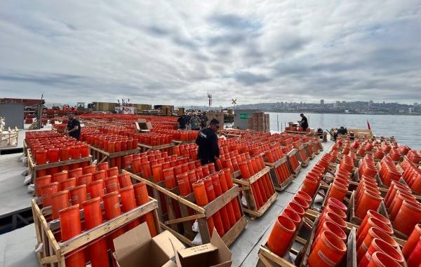 Avanzan preparativos del espectáculo de año nuevo en el mar en Viña