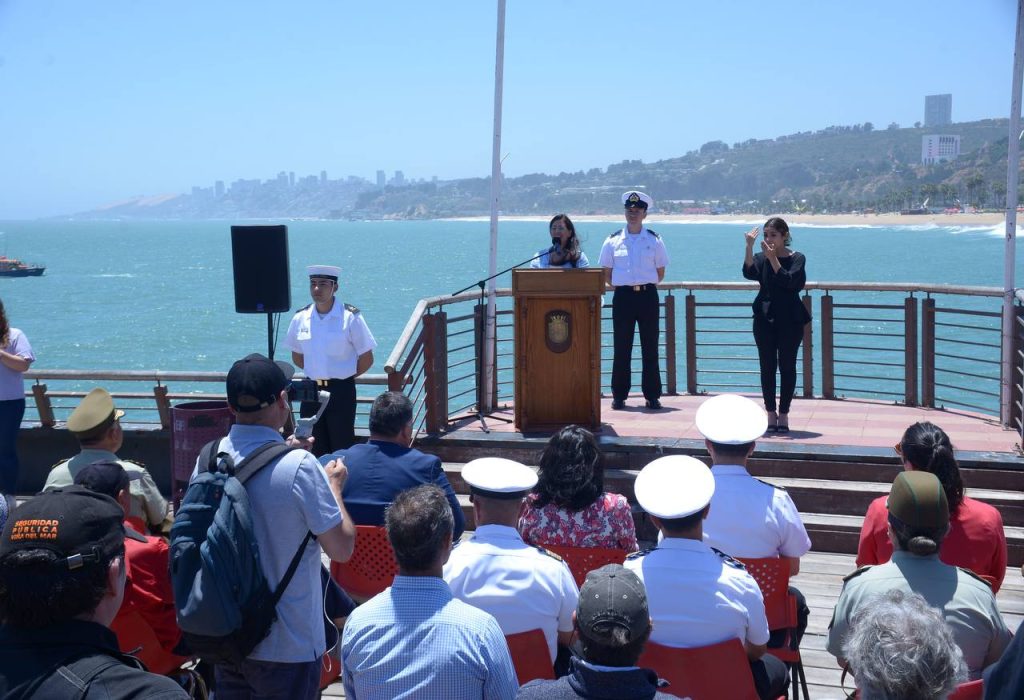 Imagen principal: Con fuerte enfoque en la seguridad se dio inicio a la temporada de playas en Viña del Mar