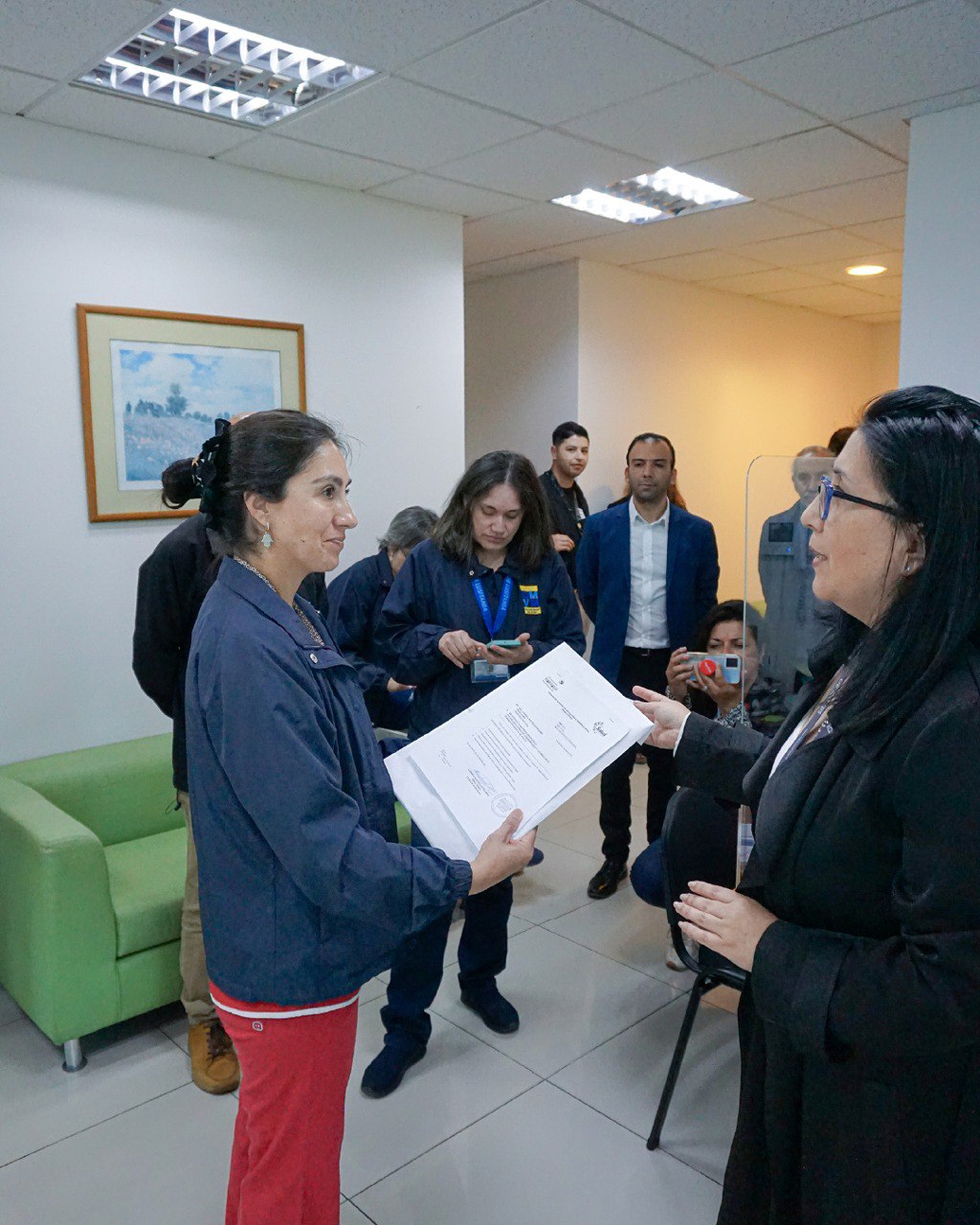 Imagen de galería: acreditacion cesfam 2