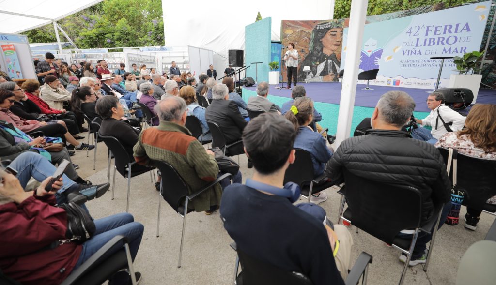 Imagen principal: En los 150 años de Viña del Mar, alcaldesa Macarena Ripamonti inauguró 42ª Feria del Libro de Viña del Mar