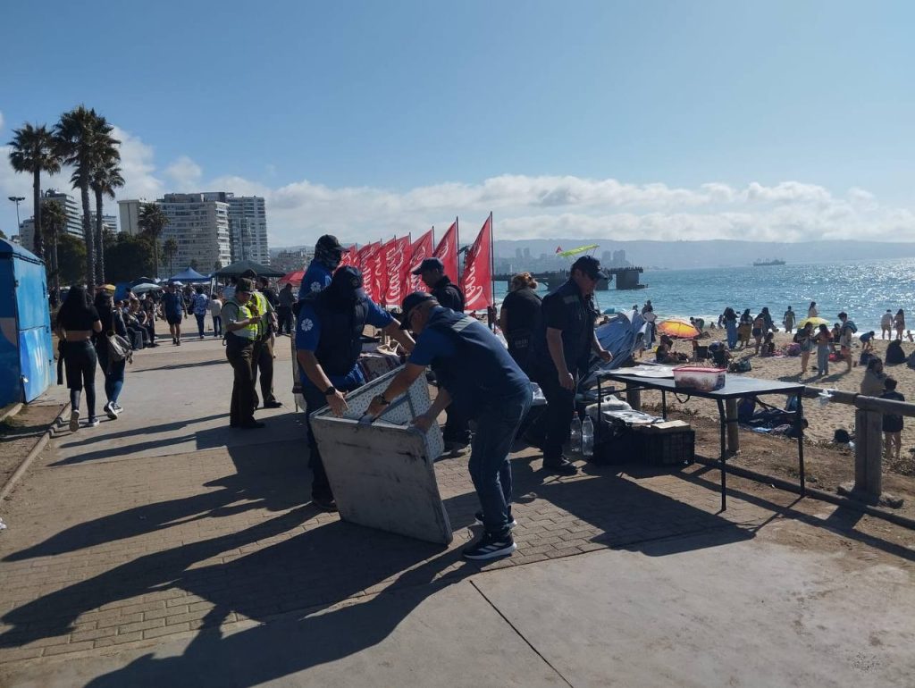 Imagen principal: Municipio de Viña del Mar intensifica labores de fiscalización y decomiso de productos a comercio ambulante ilegal