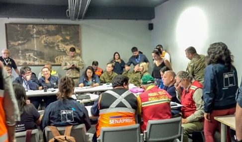 Municipio de Viña del Mar despliega operativos de ayuda en zonas siniestradas en coordinación con autoridades regionales y albergues