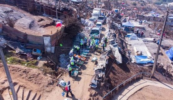 Municipio de Viña del Mar presentó proyectos para iniciar recuperación de barrios siniestrados en la ciudad