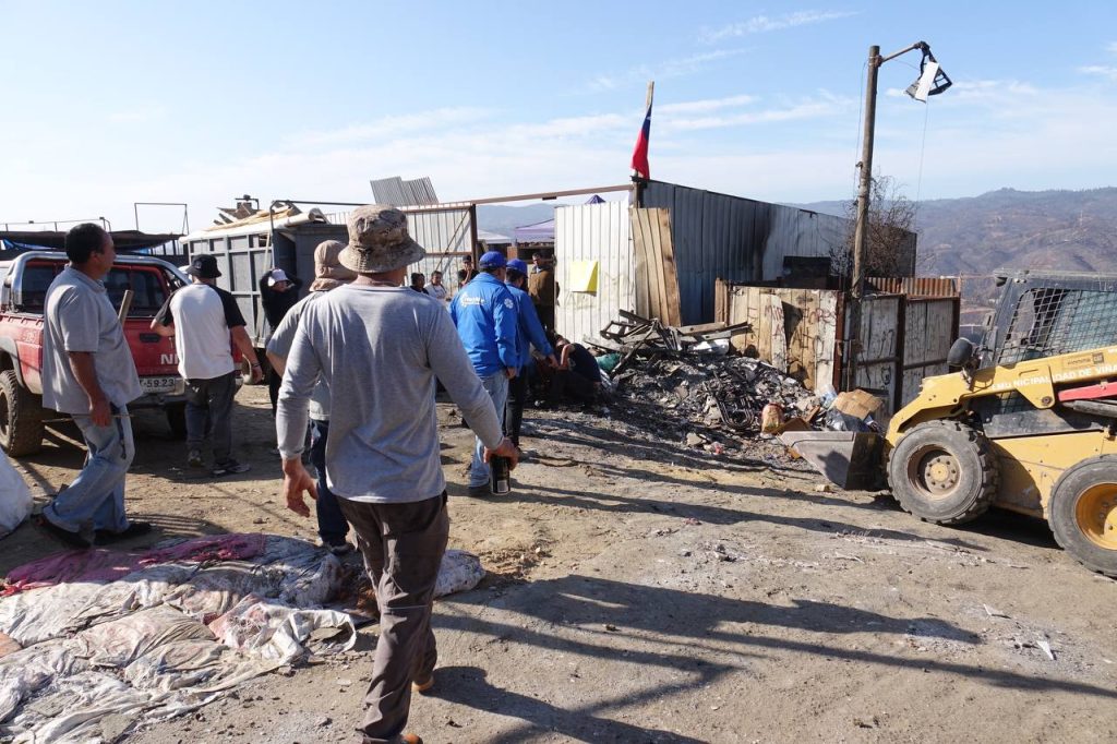 Imagen principal: Municipio de Viña del Mar alerta sobre estafas a damnificados que buscan regularizar situación