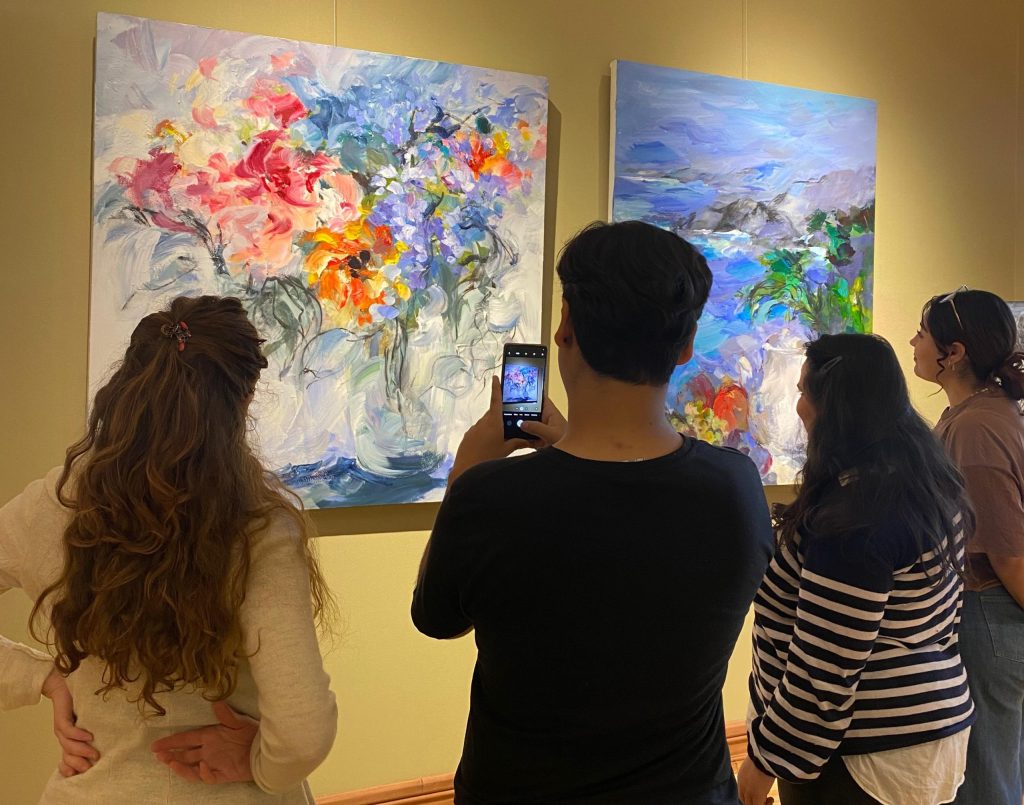 Imagen principal: Museo Palacio Vergara lanza programación para el mes de mayo con exposiciones de artistas nacionales y locales