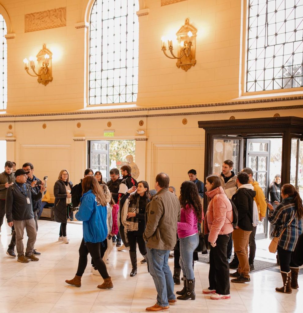 Imagen principal: Teatro Municipl de Viña del Mar abrió su puertas en el Día de los Patrimonios tras 14 años