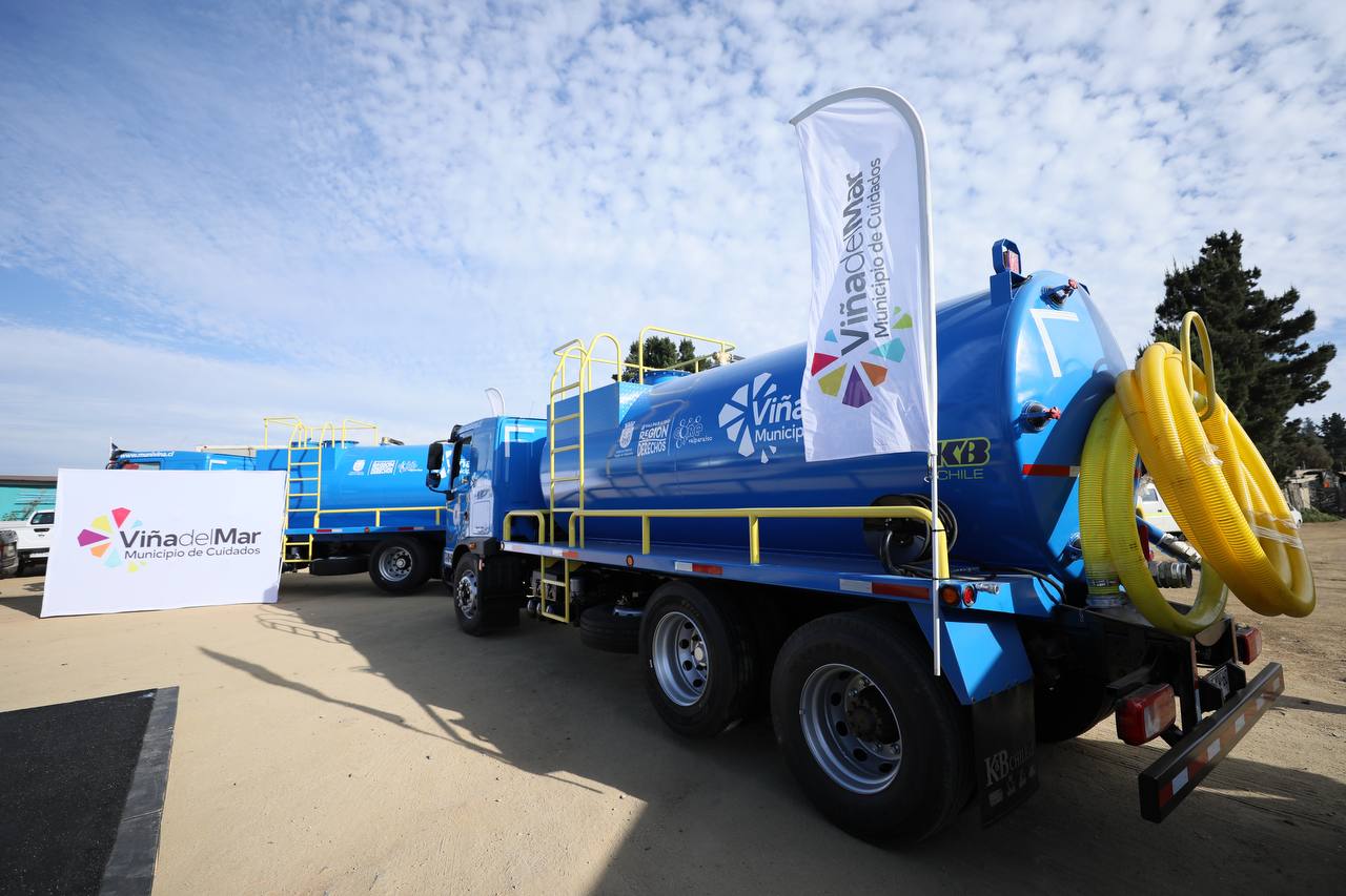 camion limpiafosas 4