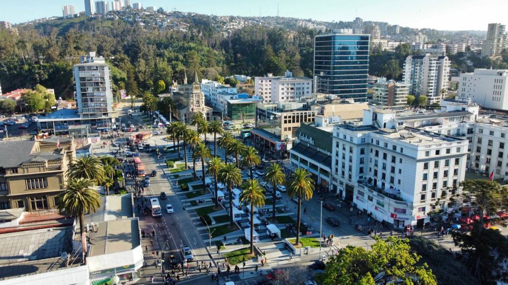Imagen principal: Municipio de Viña del Mar logra baja histórica del déficit municipal a $3.200 millones