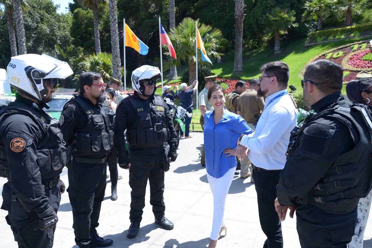 Alcaldesa nuevos vehículos4